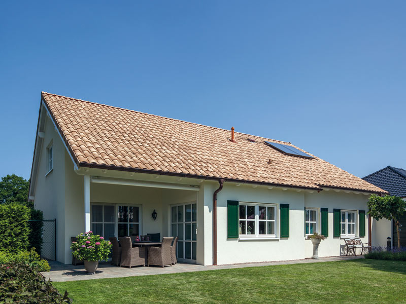 Haus Voss von Baumeister-Haus. Ansicht Terrasse