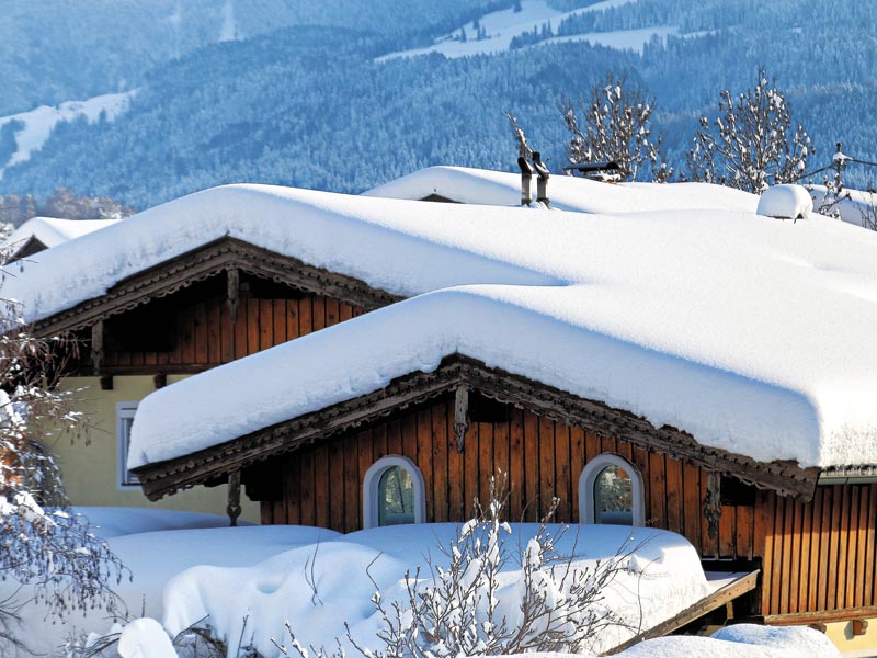 Haus mit Schneedach pixabay Rheinhard Thrainer